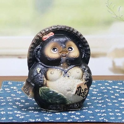 Shigaraki Ware Tanuki Statue, Size 5, Old Shigaraki Style (Female)