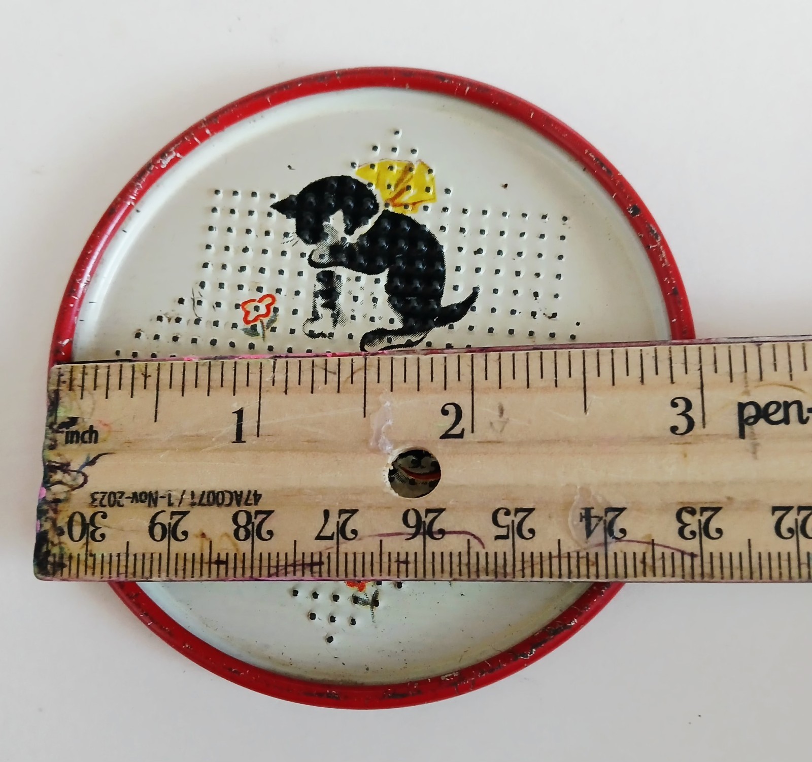 Set Of 9 Vintage Metal Kitty Drink Coasters + 1 Scottie Dog 1950's Tin Litho