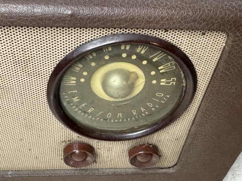 Radio d'epoca a valvole Emerson modello 503-523 sintonizzatore supereterodina 7 valvole non si muove - Foto 3 di 21