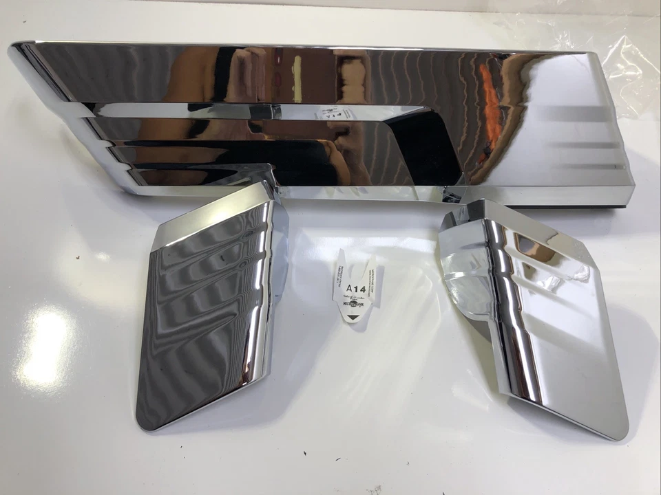 Extensión de alforja KURYAKYN (1) cromada �� para 14+ Harley-Davidson 7190 Foto 3 de 4