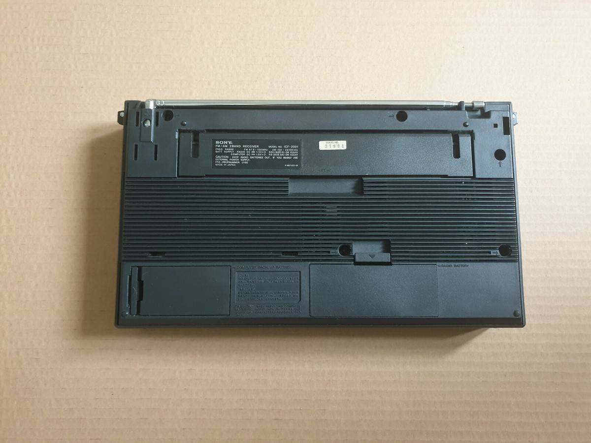 Sony ICF-2001FM Radio JAPAN PLL Synthesized RECEIVER Have Sony ICF-2001FM Radio JAPAN PLL Synthesized RECEIVER Have