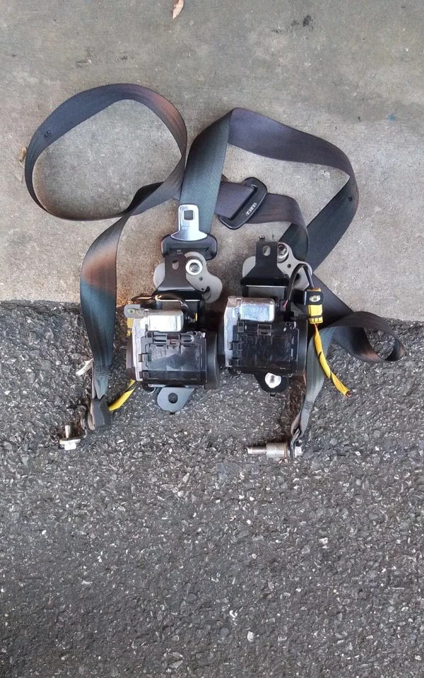 Cintos de segurança Honda Ridgeline ambos os lados 2010 2011-2012-2013-2014-original de fábrica - Imagem 2 de 3