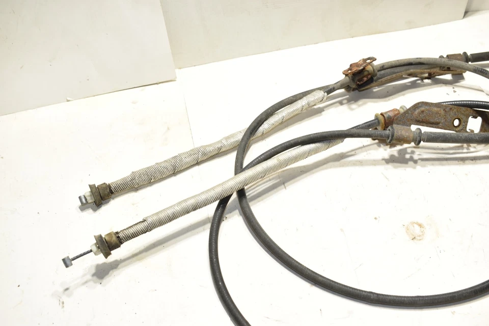 Líneas de cables de freno de estacionamiento trasero RAM Promaster City 2015 2016 OEM Foto 2 de 4