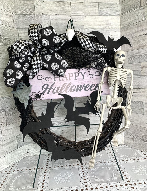 Halloween Wreath Spooky Skeleton Creepy Party Door Decor