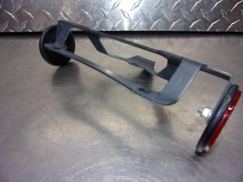 785 A HONDA CB 500 F 2014 OEM   LICENSE PLATE TAG MOUNT  BRACKET REFLECTOR - Image 3 of 4