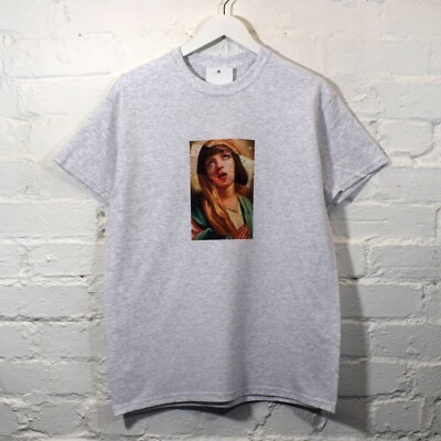 Actual Fact Pulp Fiction X Mia Wallace Vírgen María Camiseta Gris