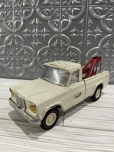 Vintage Tonka Jeep Wrecker Tow Truck Wagoneer Pressed Steel White 1960’s 9" RARE - Picture 3 of 8