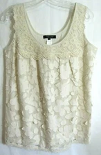 Karen Kane Beige Floral Embroidered Crochet Scoop Neck Sleeveless Shirt M EUC