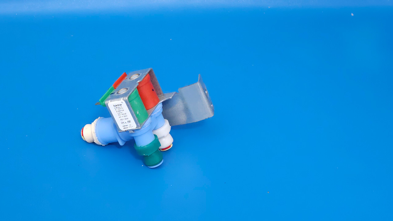 Whirlpool WRS325FDAM02 Side By Side Fridge Water Inlet Valve 2188708