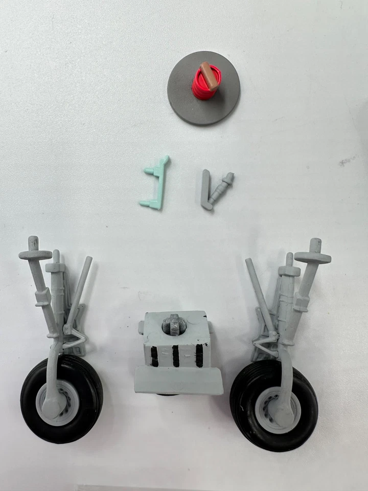 Corgi AA34003 1:72 Consolidated B-24D Liberator ‘Strawberry Bitch’ 376 BG, Libya - Image 2 of 4