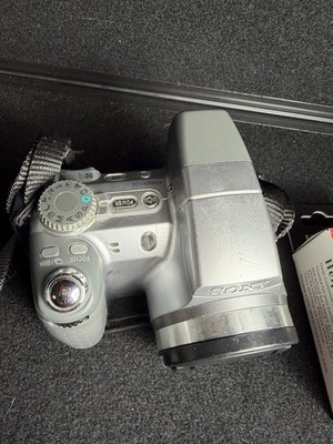 Sony Cyber-shot DSC-H2 6.0MP Digital Camera - Silver for sale
