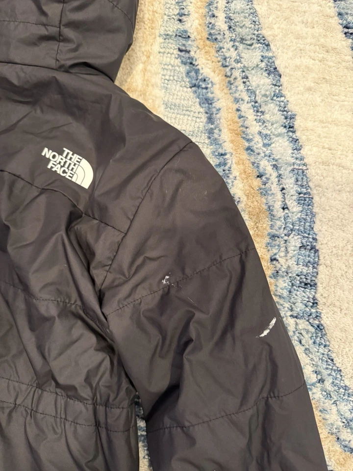 Abrigo de invierno reversible negro Under Armour 14/16 XL para adolescentes Foto 3 de 4