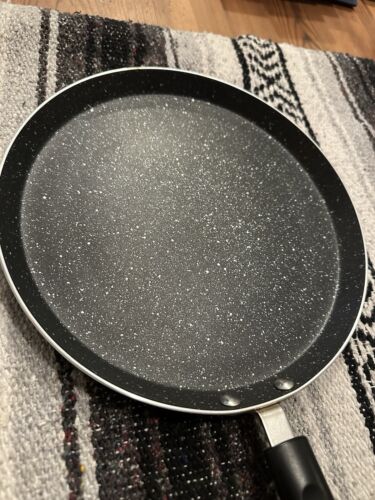 Easy Cook & Clean Crepe Frying Pan 25 cm Non-Stick Coating Used 3 Times💫 Rrp25 - Picture 2 of 7