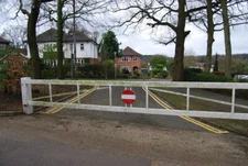 Photo 6x4 Barrier at the end of Redlands Rd, Kippington Rd Sevenoaks  c2009
