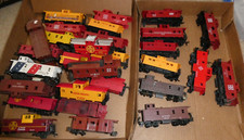 Lot of 32 Vintage HO Scale Caboose Car Bodies Shells with Many Parts