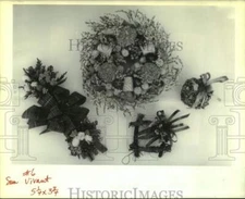 1989 Press Photo Potpourri Wreaths Made of Dried Plant Material - noc12379