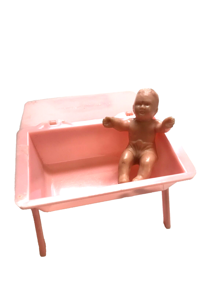 VINTAGE RENWAL DOLLHOUSE FURNITURE DOLLY'S and BABY eBay