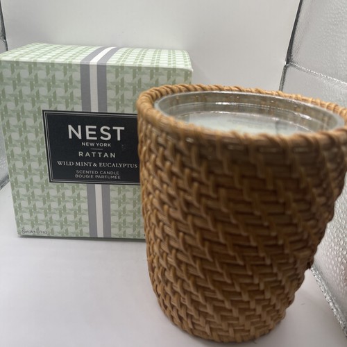 NEST NEW YORK Wild Mint & Eucalyptus Classic Candle 8.1 oz. - Picture 3 of 3