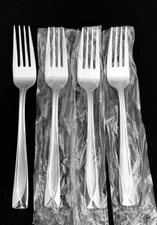 New ONEIDA Stainless SATIN LINCOLN Set Of 4 DINNER FORKS 7 7/8" Flatware NEW
