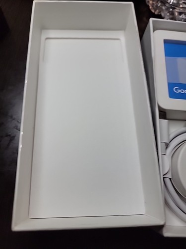 Google Pixel 6 Stormy Black Empty Box And Accessories *No Phone* - 第 2/5 張圖片