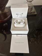 Apple AirPods Pro 1st Gen Magsafe Charging Case W L & R