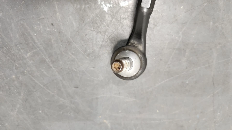 ✅ OEM BMW E88 E90 E93 TRACCIÓN TRASERA PASAJERO LADO DERECHO BARRA DE AMARRE INTERIOR EXTERIOR CON BOTA Foto 4 de 4