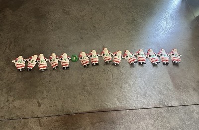 Vintage Merry Christmas Santa Garland 78  Molded Plastic 14 Santas Wreath