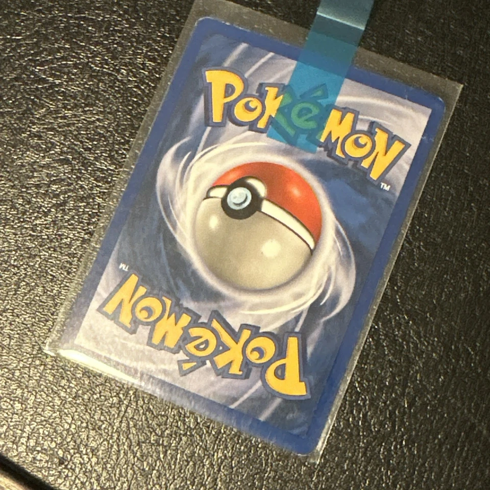 Pokémon TCG Houndoom Neo Revelation Holo Card 8/64 Unlimited Rare - Image 3 of 4