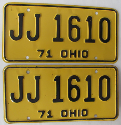 1971 Ohio car license plates NICE PAIR