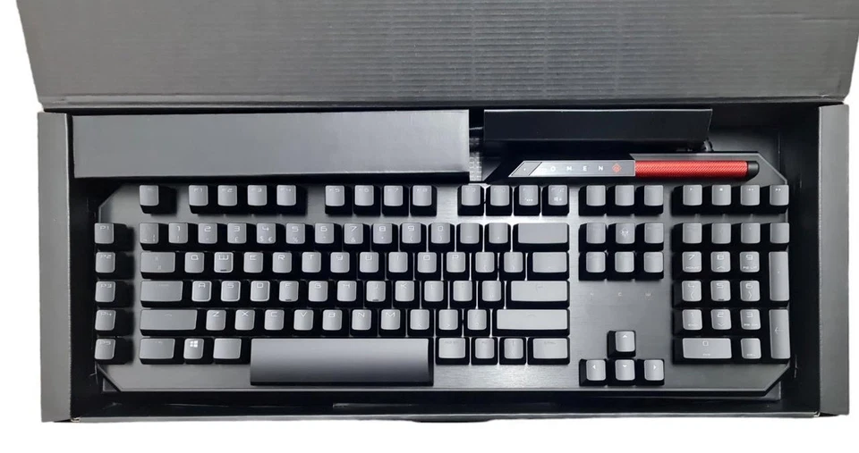 HP Omen Sequencer Gaming Keyboard Anti-Ghosting Blue Switches 0.2 Ms UK QWERTY - Image 3 of 4