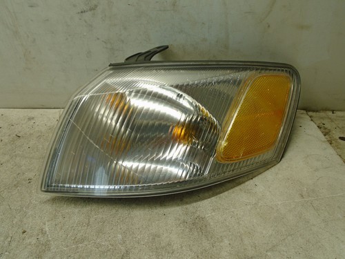 Toyota Camry 1997 1999 luz esquina izquierda señal de giro - Imagen 9 de 12