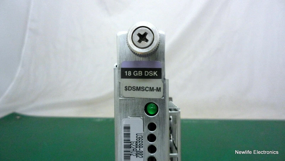 IBM U36698-002 18GB 7,200 RPM 3.5 in. SCSI SE 80-Pin Disk Module IEC-950 - Image 3 of 4