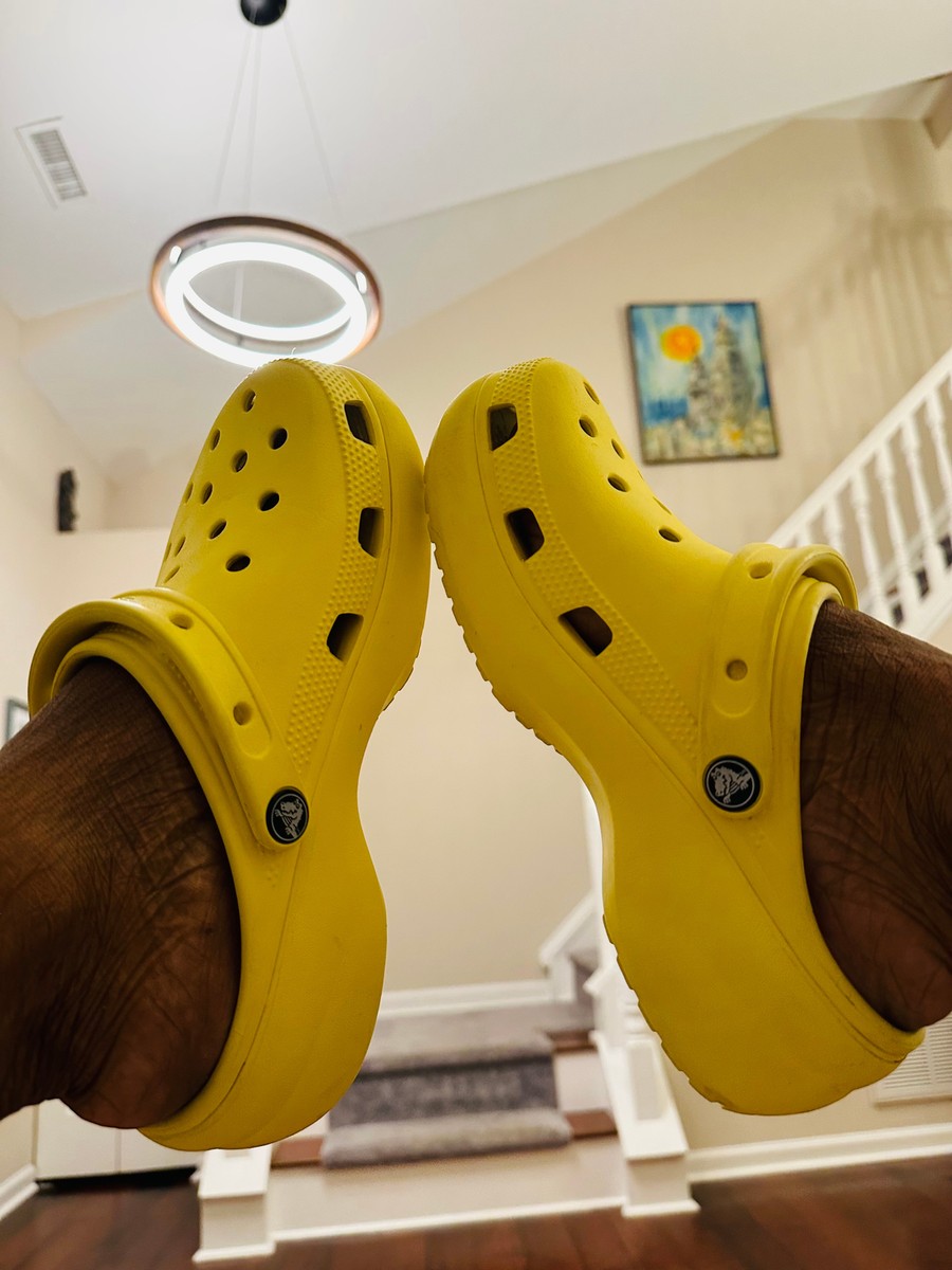 Crocs Unisex Crush Yellow Clog Size Women