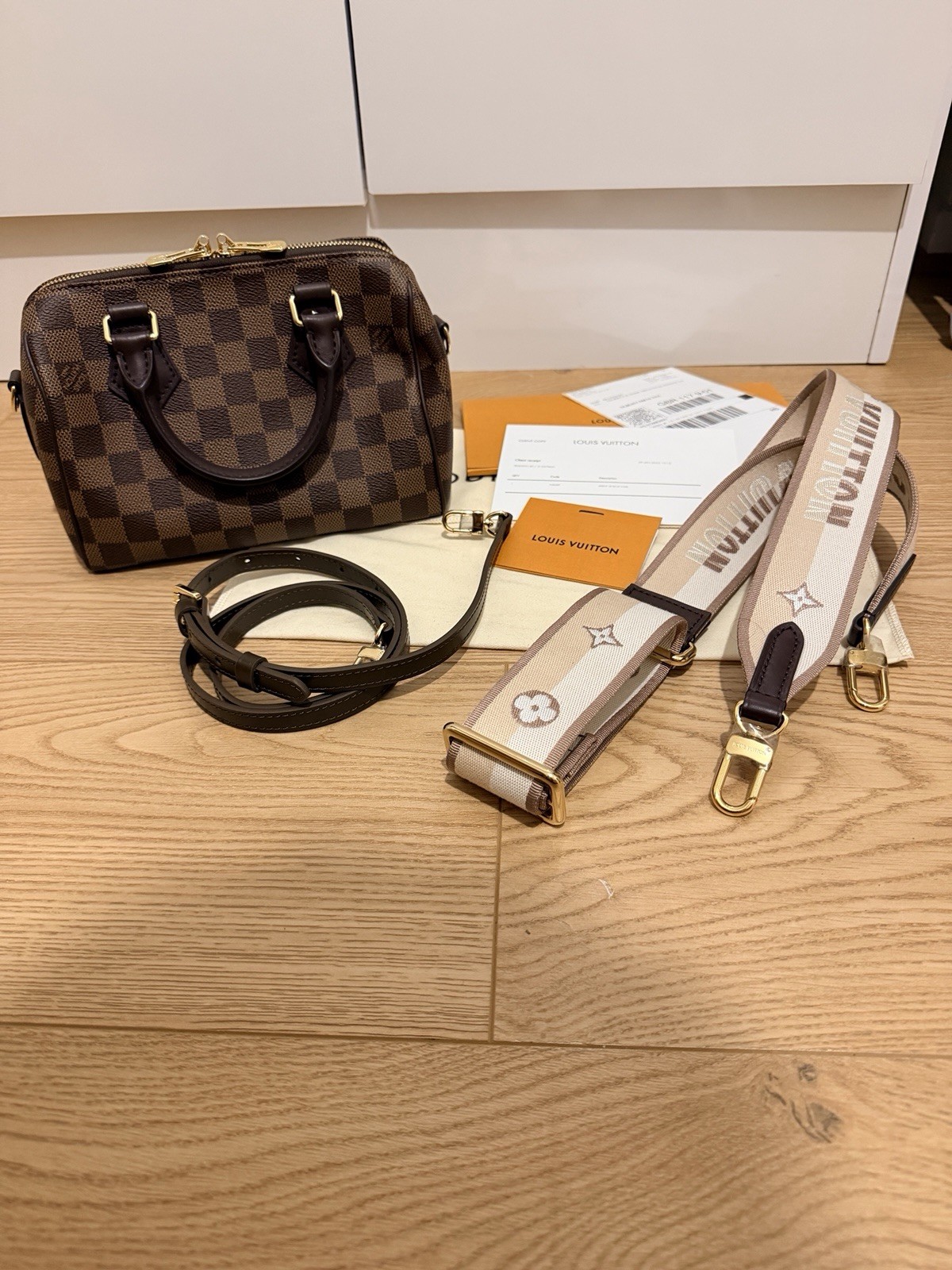Louis Vuitton Speedy Bandouliere 20 N40489 Excellent Condition