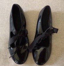 GIRLS Black Tap Dance Shoes Tie Bow Size 2-1/2 TRIM FOOT CO