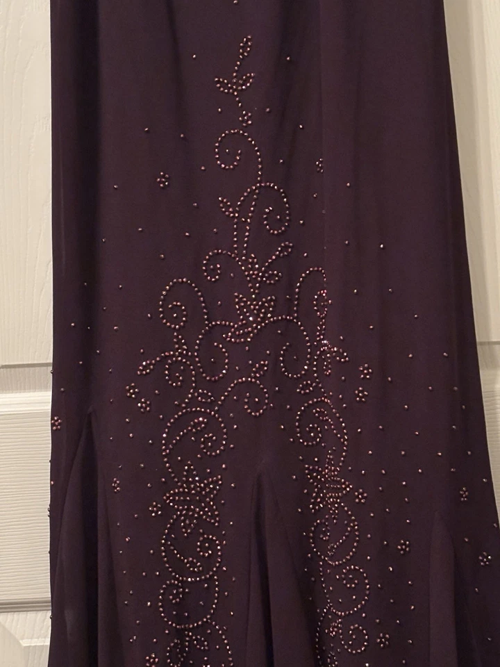 Vestido de madre de la novia talla 16W Foto 2 de 4