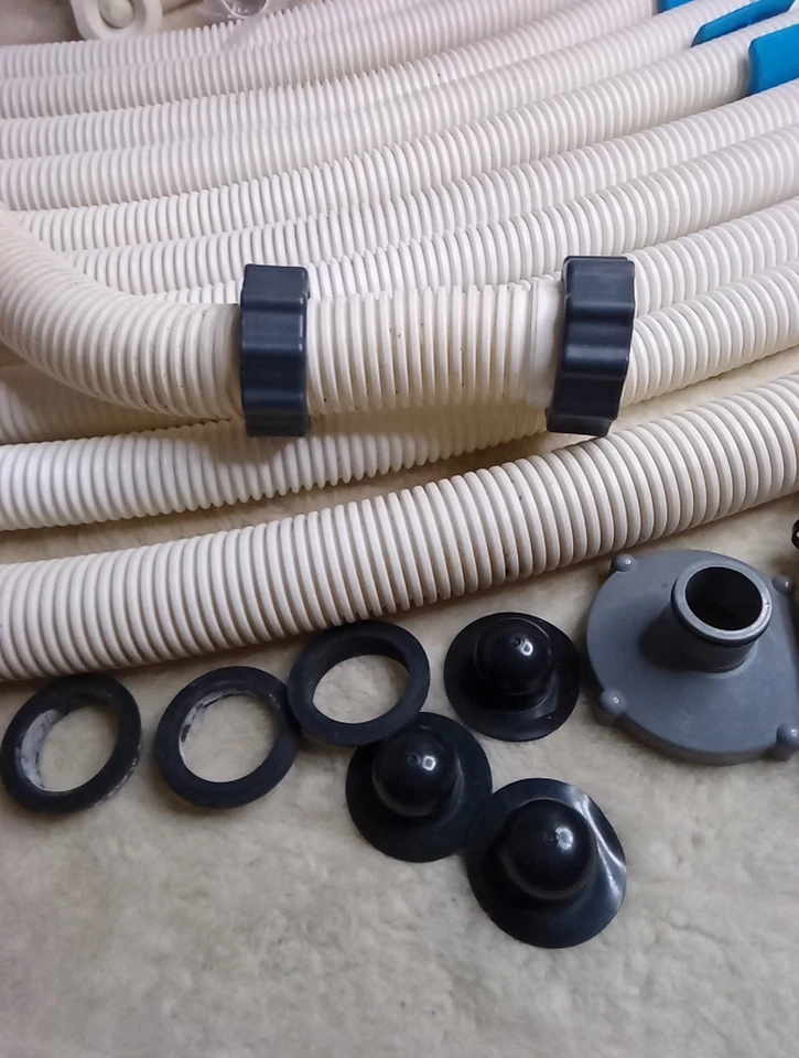 Intex SF80110-2 Pool Pump & Tank Hoses & Extra Parts Lot Of 21 - Image 3 of 4