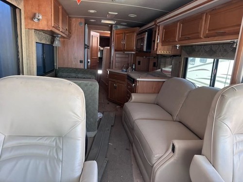 USED INTERIOR from 2007 Winnebago Journey Diesel Pusher RV Los Angeles