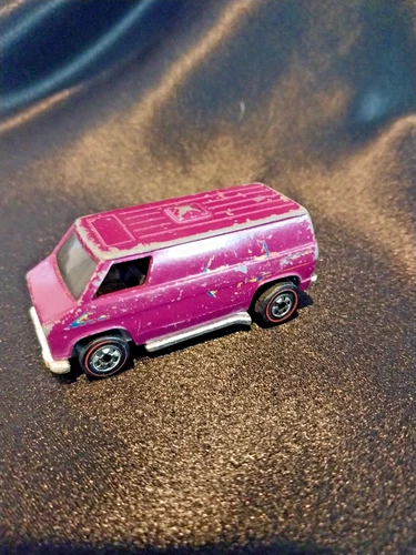 Hot Wheels Redline 1975 Motorcross Super Van