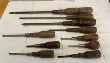 LOT OF (10) VINTAGE WOODEN HANDLED FLATHEAD AND PHILLIPS SCREWDRIVERS