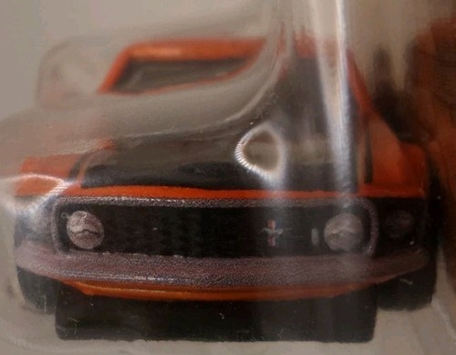 Hot Wheels Premium '69 Ford Mustang Boss 302 Boulevard 123 2025 JBL20-LA10 - Imagen 4 de 7