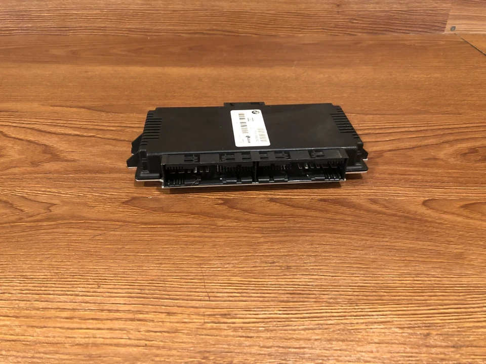 08_ 2015 MINI COOPER CLUBMAN R55 R56 MÓDULO DE CONTROLE DE COMPUTADOR CORPO FOOTWELL FABRICANTE DE EQUIPAMENTO ORIGINAL 4 - Imagem 3 de 4