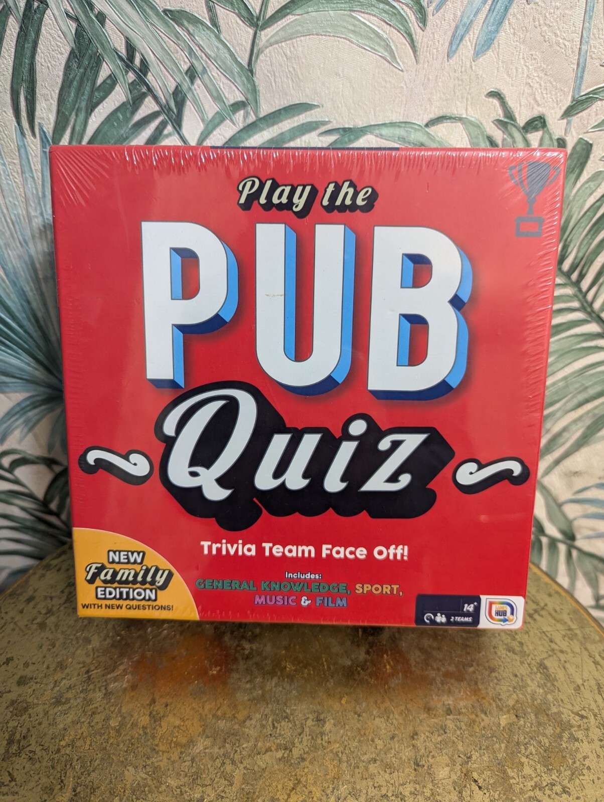 Play The Pub Quiz Trivia Team Game General Knowledge Sport Music and Film
