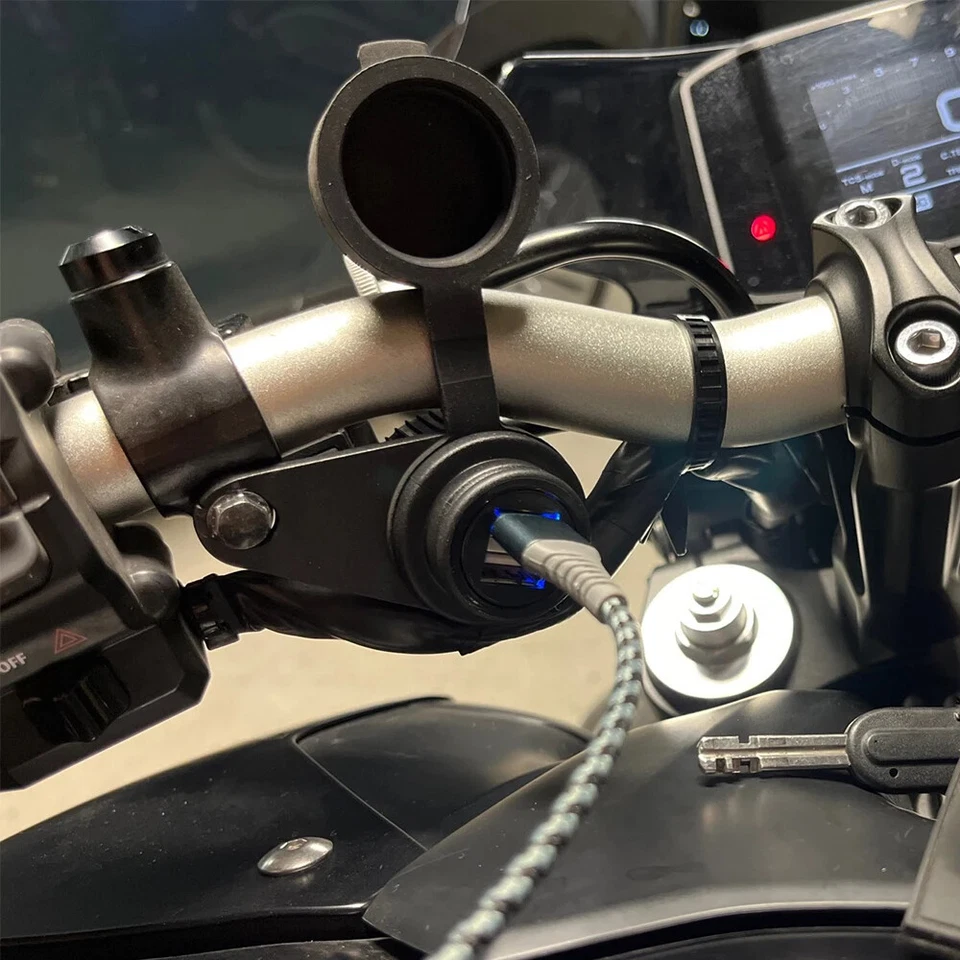 Dual USB Charger Plug Socket Adapter For YAMAHA MT-07 2018-2023 FZ-07 2015-2017 Foto 3 de 4