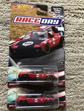 Hot Wheels 2 SET PORSCHE 914-6 Red & Black Race Day Real RIDERS CAR CULTURE 2016