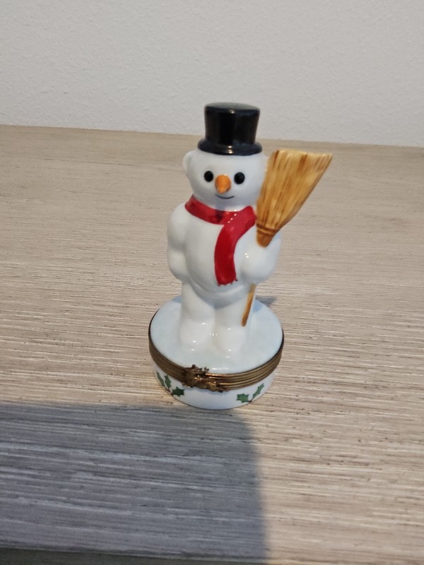 Limoges France Porcelain Trinket Box Chamart Frosty Snowman Peint Main