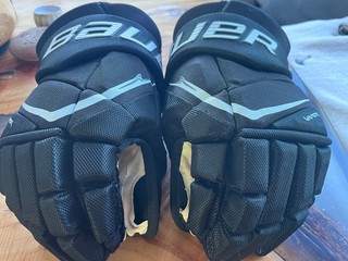 Bauer Vapor FlyPro Gloves 14