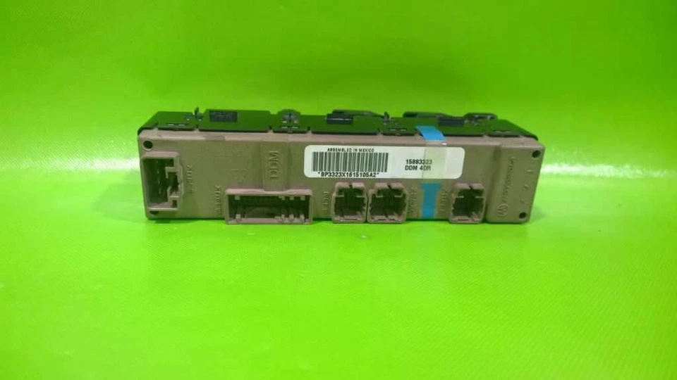 03-07 INTERRUPTOR DE BLOQUEO DE VENTANA PRINCIPAL CONDUCTOR DOBLE CABINA SILVERADO (CLÁSICO) FABRICANTE ORIGINAL 4023-6 Foto 2 de 3