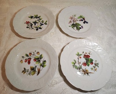 Dansk 4 Lowered Sauvage Fruit CNP France 8'' Appetizer Dessert Bread Plates 