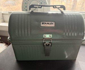 Stanley Classic Lunch Box 5.5 Qt Vintage Metal Lunchbox Durable Meal Container